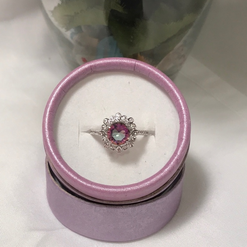 Beautiful Ring by Bubbly Belle   NWOT